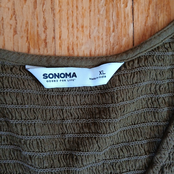 Olive Green Smocked Top - Picture 3 of 3